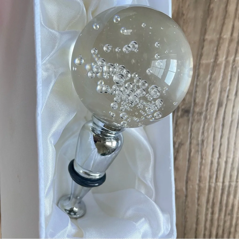 Z Gallerie- Bubble Glass Wine Stopper- vintage never used in original package